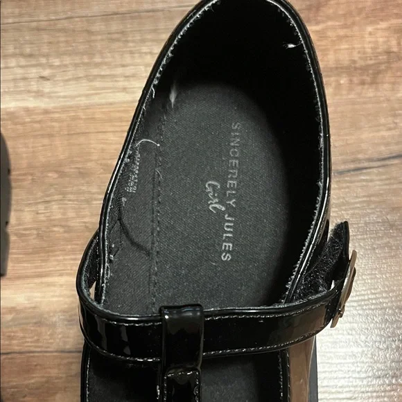 Sincerely Jules Shiny Black Kids Dress Shoes - Picture 8 of 9